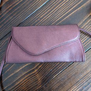 NWOT Wine color clutch